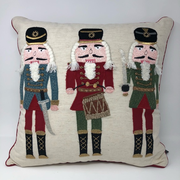 Martha Stewart Nutcracker Trio Pillow Christmas Throw Cushion 18”x18” Holiday Martha Stewart Nutcracker Trio Pillow Christmas Throw Cushion 18”x18” Holiday